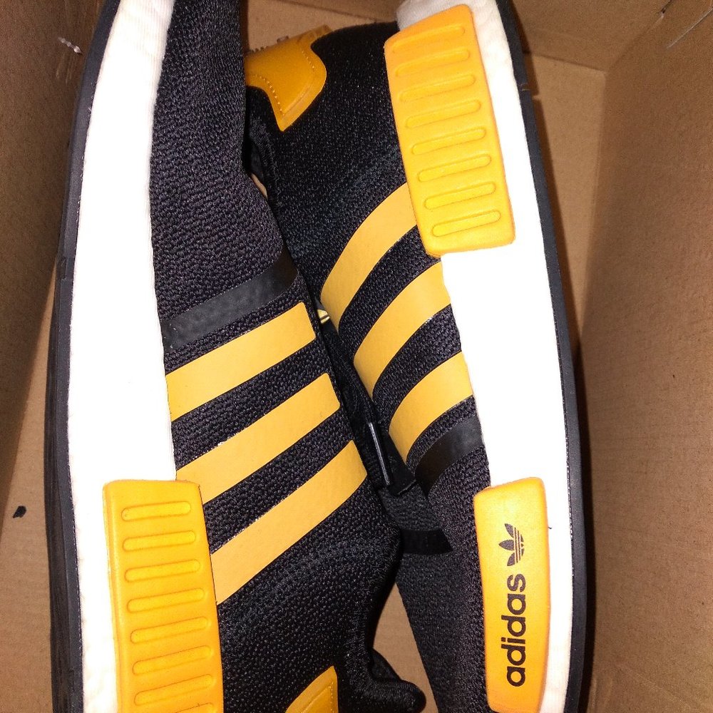 Addidas orignal  running shoes